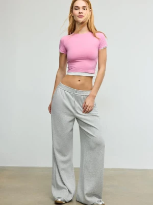 Obrázek produktu Stradivarius Základní Polyamidové Tričko Bubblegum Pink