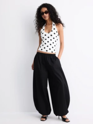 Obrázek produktu Stradivarius Základní Top Halter Ecru