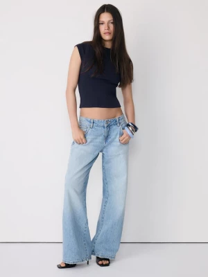 Obrázek produktu Stradivarius Základní Tričko S Lodičkovým Výstřihem Dark Blue