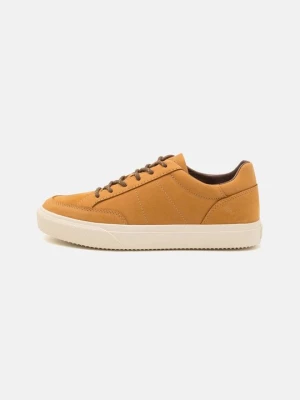 Obrázek produktu Tenisky Clae