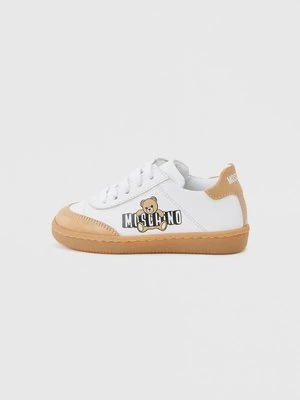 Obrázek produktu Tenisky Moschino