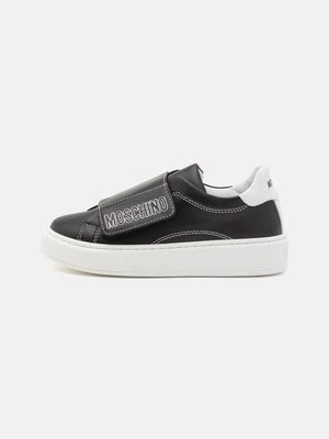 Obrázek produktu Tenisky Moschino
