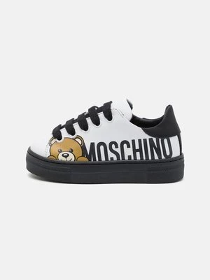 Obrázek produktu Tenisky MOSCHINO černá