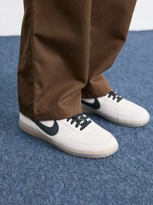 Obrázek produktu Tenisky Nike béžová