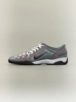 Obrázek produktu Tenisky Nike stříbrná barva