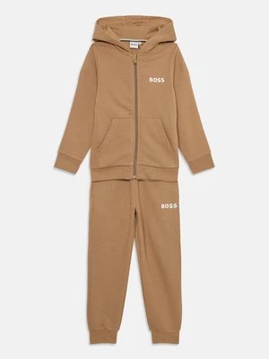 Obrázek produktu Tepláková souprava BOSS Kidswear