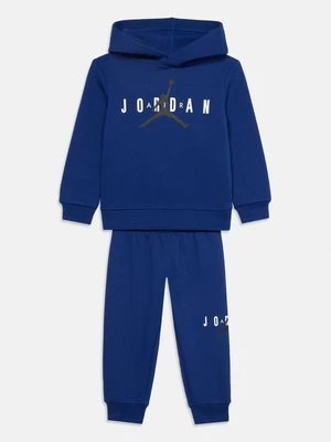 Obrázek produktu Tepláková souprava Jordan