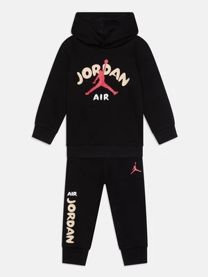 Obrázek produktu Tepláková souprava Jordan
