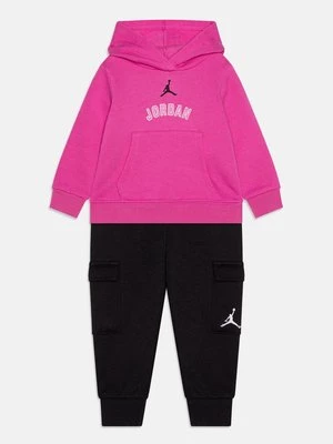 Obrázek produktu Tepláková souprava Jordan