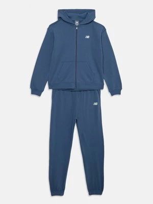 Obrázek produktu Tepláková souprava New Balance