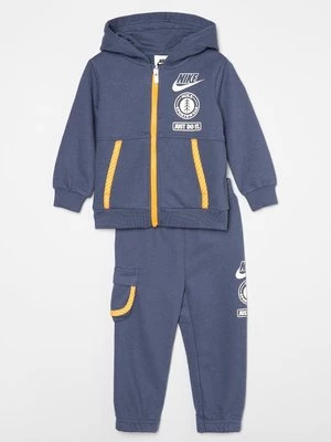 Obrázek produktu Tepláková souprava Nike Sportswear