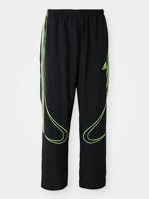 Obrázek produktu Teplákové kalhoty adidas Originals