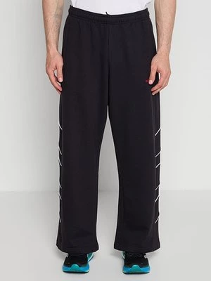Obrázek produktu Teplákové kalhoty adidas Originals černá