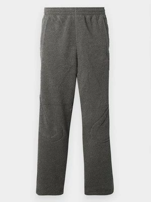 Obrázek produktu Teplákové kalhoty adidas Originals