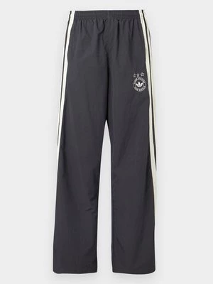 Obrázek produktu Teplákové kalhoty adidas Originals