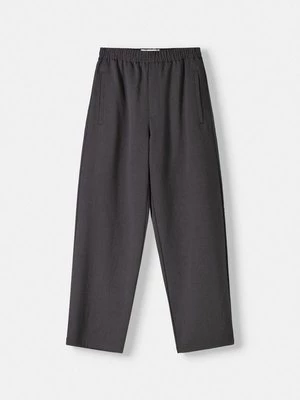Obrázek produktu Teplákové kalhoty Bershka