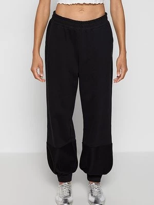 Obrázek produktu Teplákové kalhoty EA7 Emporio Armani