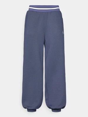 Obrázek produktu Teplákové kalhoty EA7 Emporio Armani