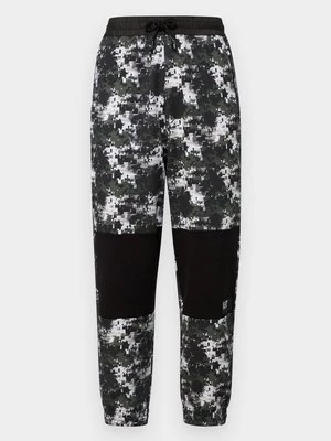 Obrázek produktu Teplákové kalhoty EA7 Emporio Armani