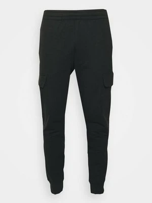 Obrázek produktu Teplákové kalhoty EA7 Emporio Armani