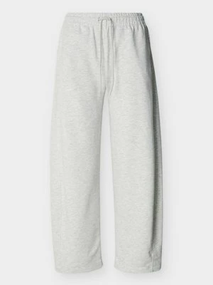 Obrázek produktu Teplákové kalhoty Gina Tricot