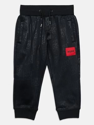 Obrázek produktu Teplákové kalhoty HUGO Kids