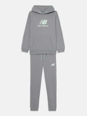 Obrázek produktu Teplákové kalhoty New Balance
