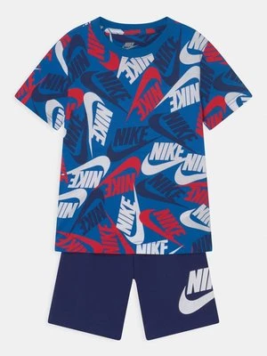 Obrázek produktu Teplákové kalhoty Nike červená