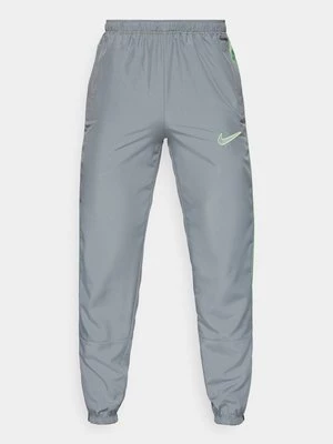Obrázek produktu Teplákové kalhoty Nike Performance