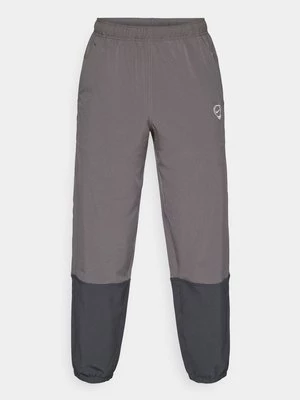 Obrázek produktu Teplákové kalhoty Nike Performance