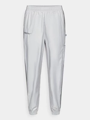 Obrázek produktu Teplákové kalhoty Nike Performance