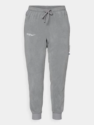Obrázek produktu Teplákové kalhoty Nike Performance