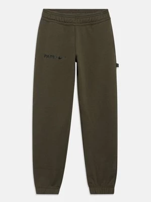 Obrázek produktu Teplákové kalhoty Nike Performance