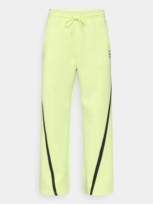 Obrázek produktu Teplákové kalhoty Nike Performance
