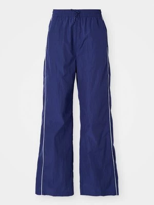 Obrázek produktu Teplákové kalhoty Nike Sportswear