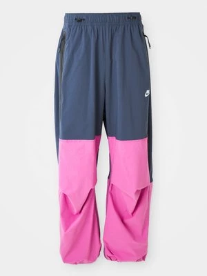 Obrázek produktu Teplákové kalhoty Nike Sportswear