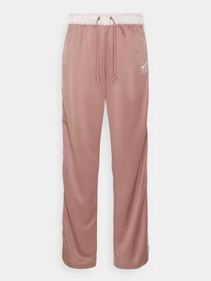 Obrázek produktu Teplákové kalhoty Nike Sportswear
