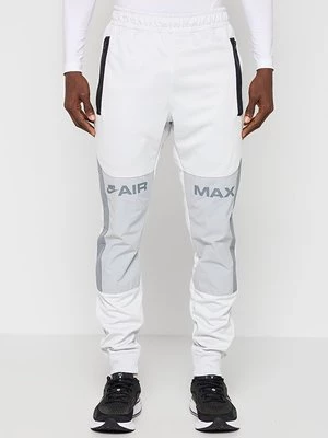 Obrázek produktu Teplákové kalhoty Nike Sportswear