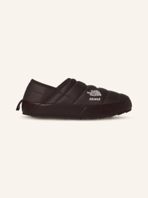 Obrázek produktu The North Face X Skims Pantofle Thermoball™ Traction t8j sk phoenix-sk phoenix