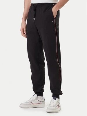 Obrázek produktu Tommy Hilfiger Teplákové kalhoty Global Stripe MW0MW42882 Černá Regular Fit