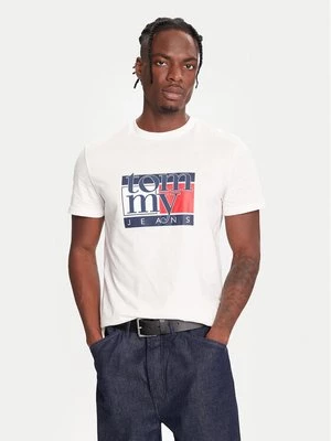 Obrázek produktu Tommy Jeans T-Shirt DM0DM21977 Bílá Regular Fit