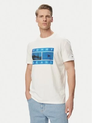 Obrázek produktu Tommy Jeans T-Shirt Photo Flag DM0DM23191 Bílá Regular Fit
