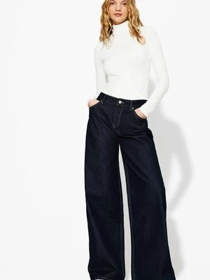 Obrázek produktu Top s dlouhým rukávem Bershka