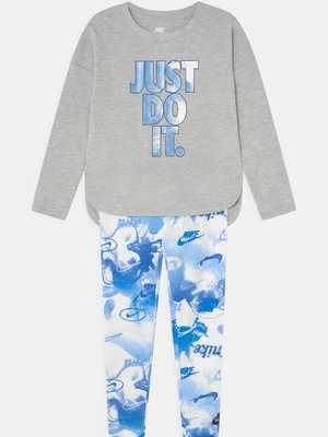 Obrázek produktu Top s dlouhým rukávem Nike lila