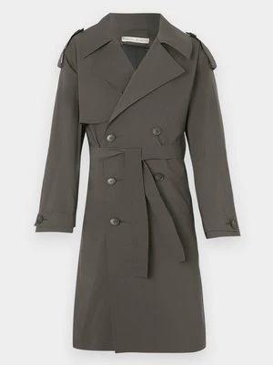 Obrázek produktu Trenčkot Essential Collective