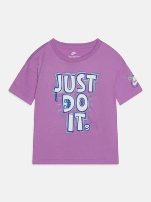 Obrázek produktu Triko s potiskem Nike fialová