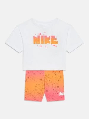 Obrázek produktu Triko s potiskem Nike oranžová