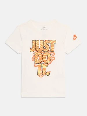Obrázek produktu Triko s potiskem Nike Sportswear