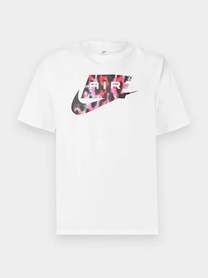 Obrázek produktu Triko s potiskem Nike Sportswear