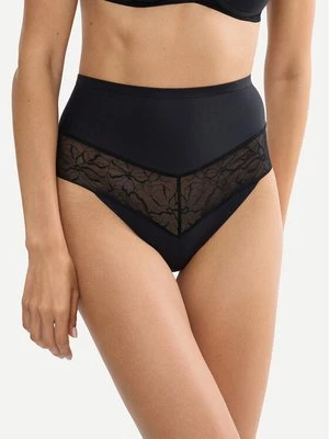Obrázek produktu Triumph Kalhotky string Comfort Contour 10226423 Černá